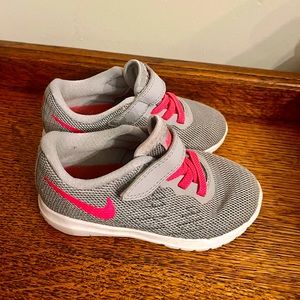 Nike Flex Pink Grey Girls Velcro Sneakers